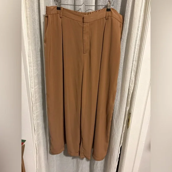 Tronjori Women's Wide Leg Tan Slacks Size 2XL - Picture 2 of 7